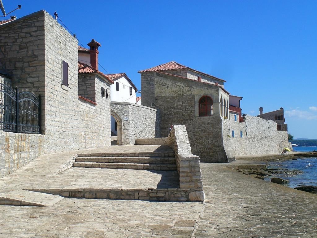 Apartments Casa Emonia Novigrad  Ruang foto